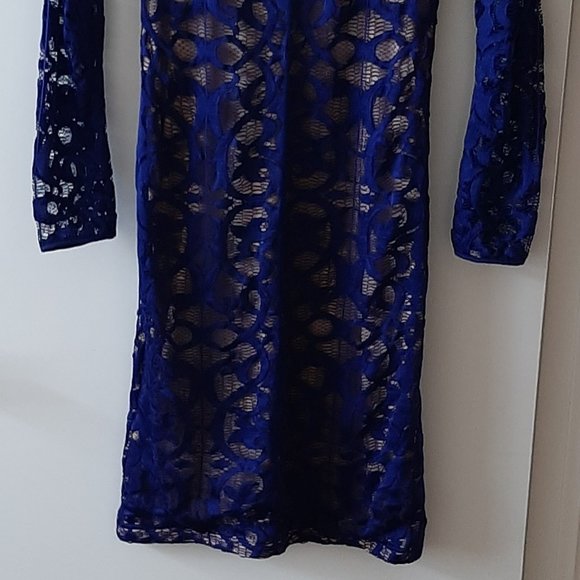 BCBGMAXAZRIA Lace Dress - Size Small - Picture 5 of 5